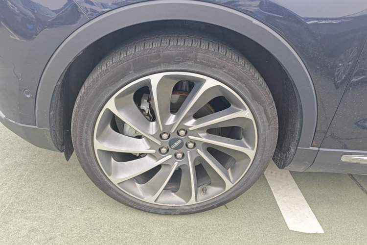 Used Lincoln Nautilus 2021 2.7T Four-Wheel Drive Prestige Edition Left Front Wheel Hub