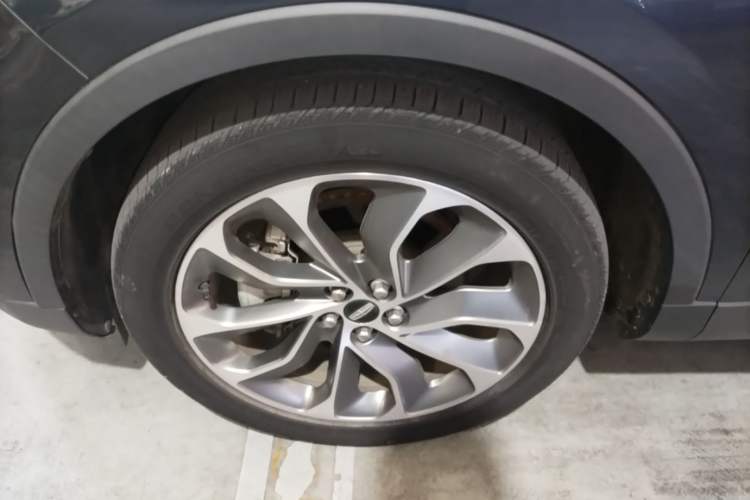 Used Lincoln Nautilus 2021 2.0T Four-Wheel Drive Luxury Edition Left Front Wheel Hub