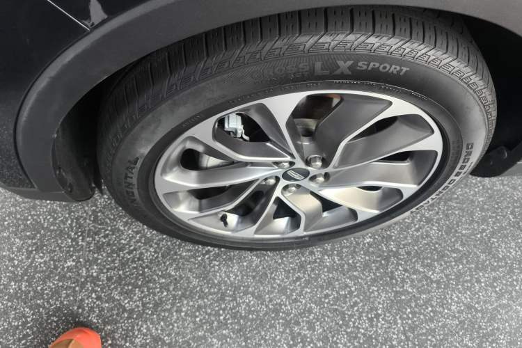 Used Lincoln Nautilus 2021 2.0T Four-Wheel Drive Luxury Edition Left Front Wheel Hub