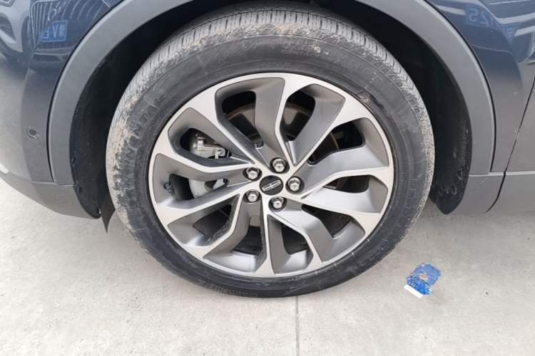 Used Lincoln Nautilus 2021 2.0T Four-Wheel Drive Luxury Edition Left Front Wheel Hub