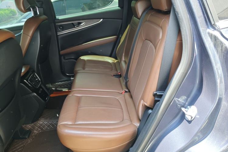 Used Lincoln Nautilus 2021 2.7T Four-Wheel Drive Prestige Edition Left Rear Seat