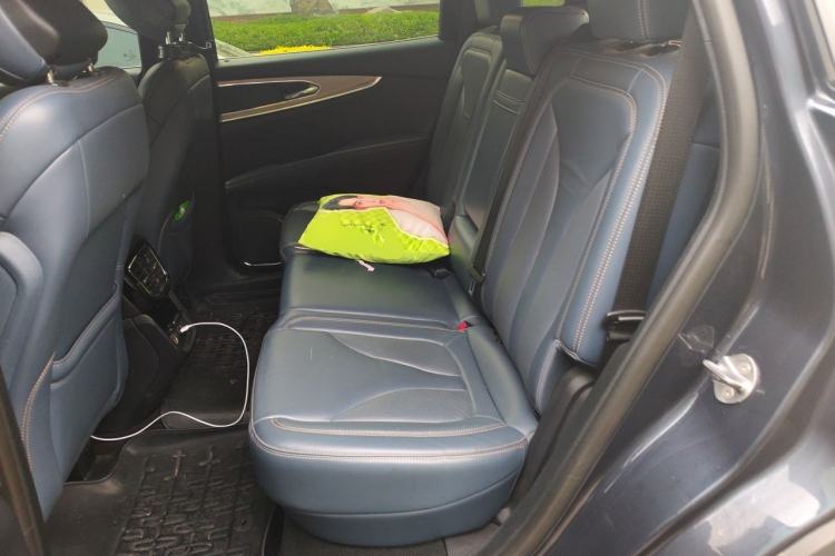 Used Lincoln Nautilus 2021 2.0T Four-Wheel Drive Luxury Edition Left Rear Seat