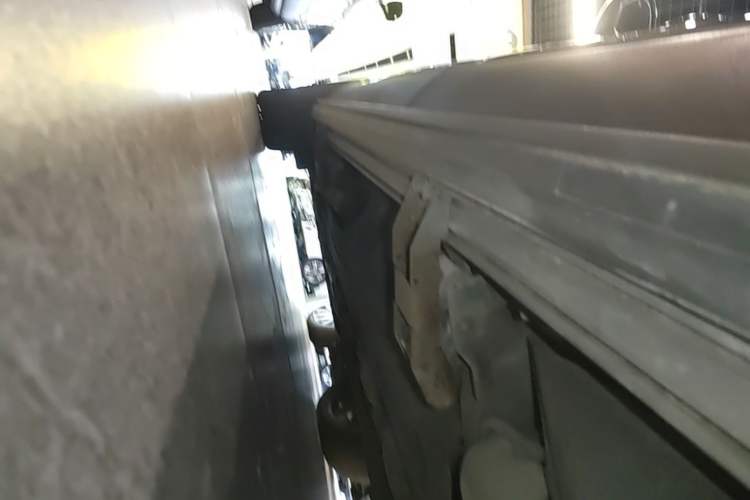 Used Lincoln Nautilus 2021 2.7T Four-Wheel Drive Prestige Edition Left Side Sill