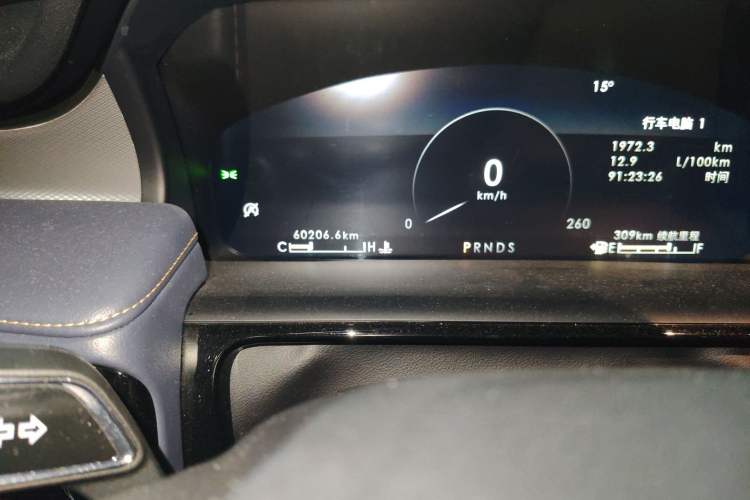 Used Lincoln Nautilus 2021 2.0T Four-Wheel Drive Luxury Edition Odometer Close Up