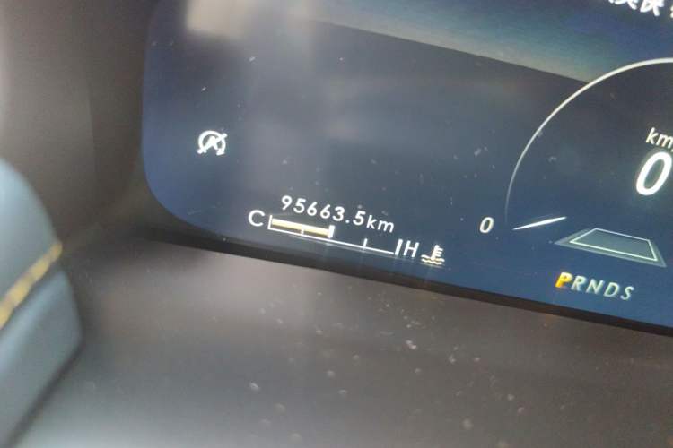 Used Lincoln Nautilus 2021 2.7T Four-Wheel Drive Prestige Edition Odometer Close Up