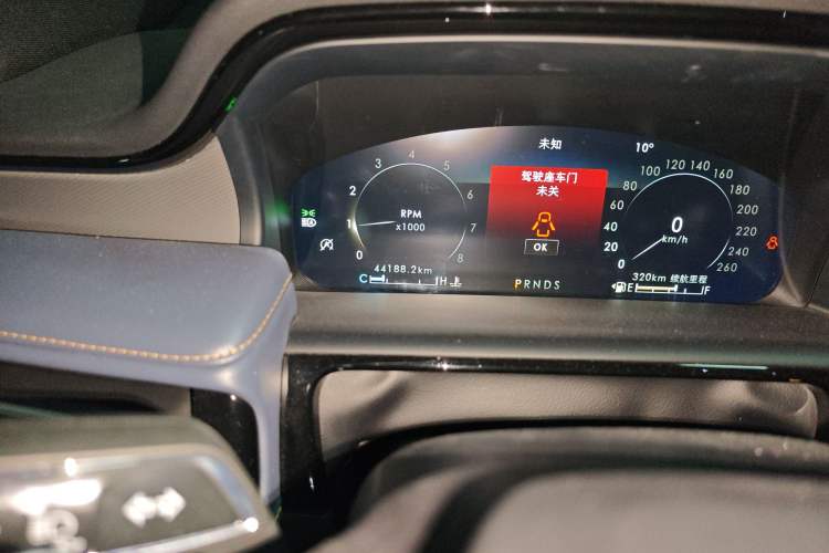 Used Lincoln Nautilus 2021 2.7T Four-Wheel Drive Prestige Edition Odometer Close Up