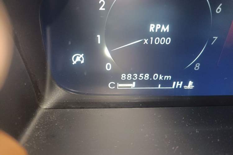 Used Lincoln Nautilus 2021 2.7T Four-Wheel Drive Prestige Edition Odometer Close Up