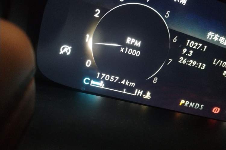 Used Lincoln Nautilus 2021 2.0T Four-Wheel Drive Luxury Edition Odometer Close Up