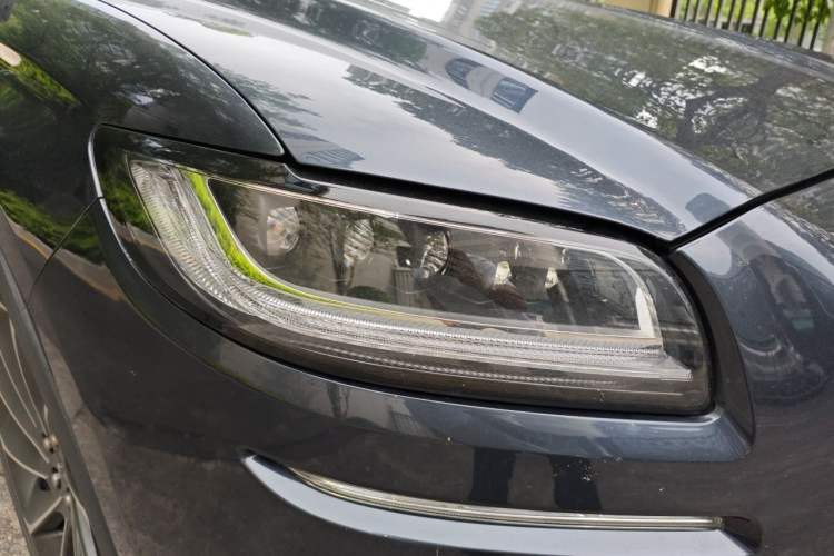 Used Lincoln Nautilus 2021 2.7T Four-Wheel Drive Prestige Edition Right Front Headlight