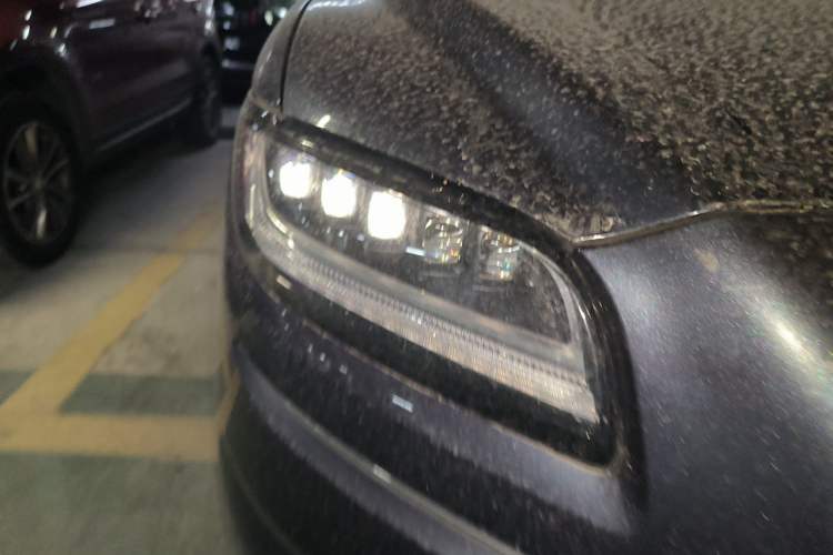 Used Lincoln Nautilus 2021 2.7T Four-Wheel Drive Prestige Edition Right Front Headlight
