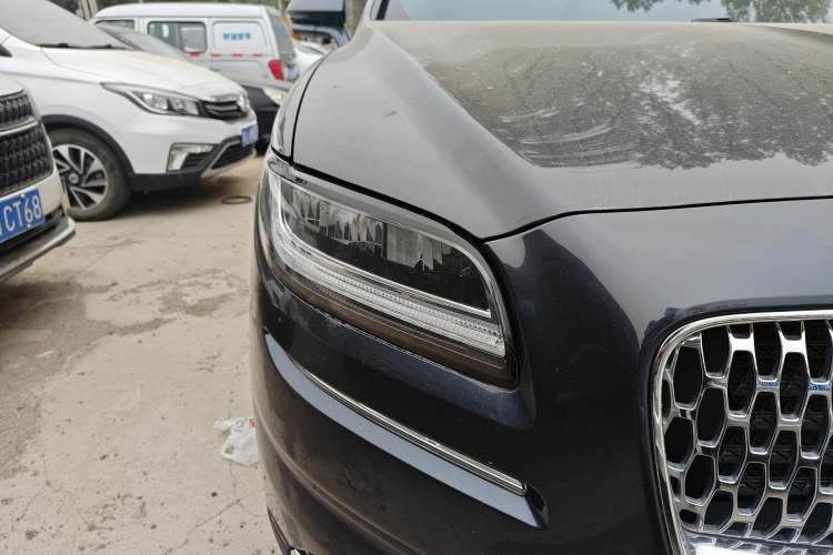 Used Lincoln Nautilus 2021 2.0T Four-Wheel Drive Luxury Edition Right Front Headlight