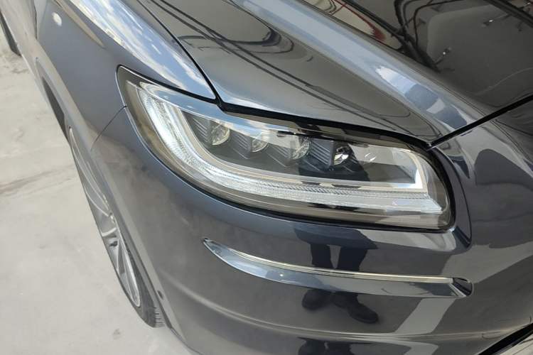 Used Lincoln Nautilus 2021 2.7T Four-Wheel Drive Prestige Edition Right Front Headlight