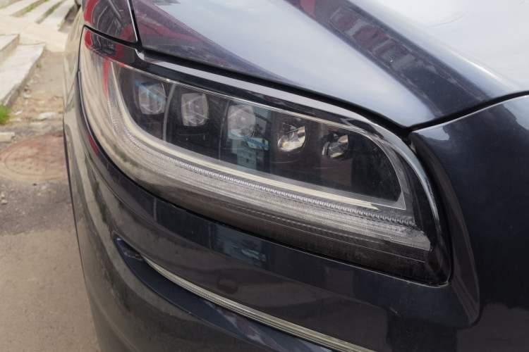 Used Lincoln Nautilus 2021 2.7T Four-Wheel Drive Prestige Edition Right Front Headlight