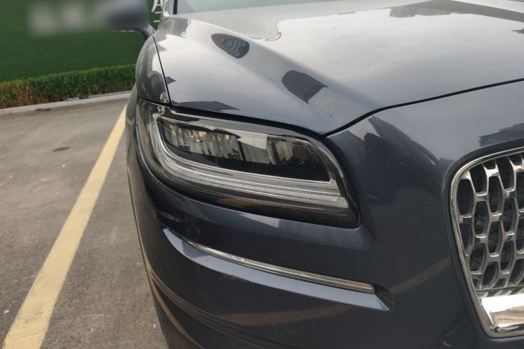 Used Lincoln Nautilus 2021 2.0T Four-Wheel Drive Luxury Edition Right Front Headlight
