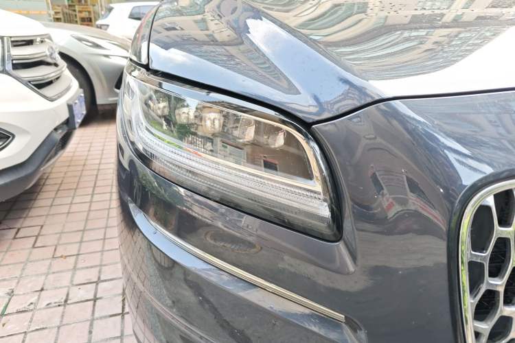 Used Lincoln Nautilus 2021 2.7T Four-Wheel Drive Prestige Edition Right Front Headlight