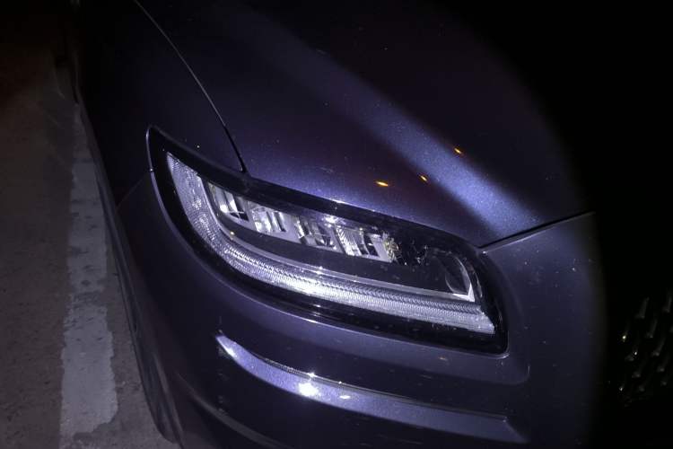Used Lincoln Nautilus 2021 2.0T Four-Wheel Drive Luxury Edition Right Front Headlight