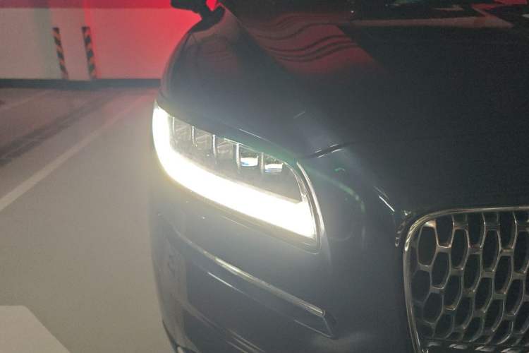Used Lincoln Nautilus 2021 2.7T Four-Wheel Drive Prestige Edition Right Front Headlight