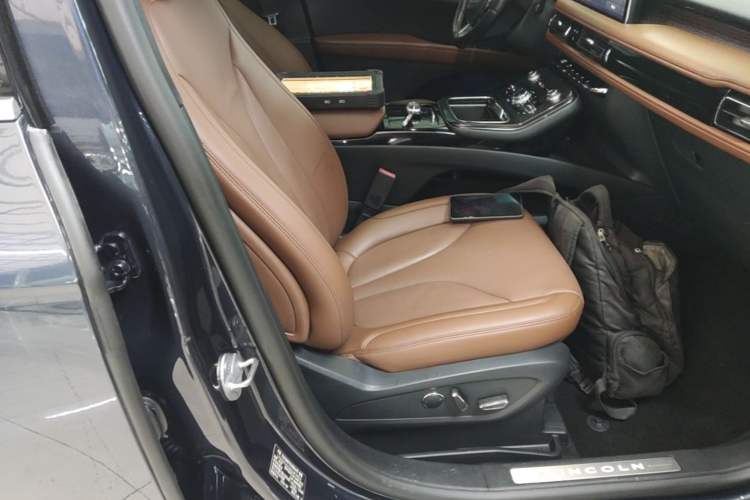 Used Lincoln Nautilus 2021 2.0T Four-Wheel Drive Luxury Edition Right Front Seat