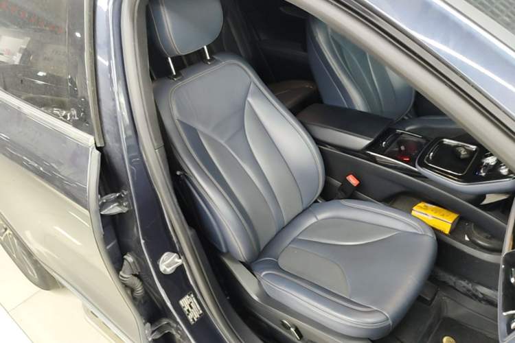 Used Lincoln Nautilus 2021 2.0T Four-Wheel Drive Luxury Edition Right Front Seat