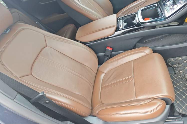 Used Lincoln Nautilus 2021 2.7T Four-Wheel Drive Prestige Edition Right Front Seat
