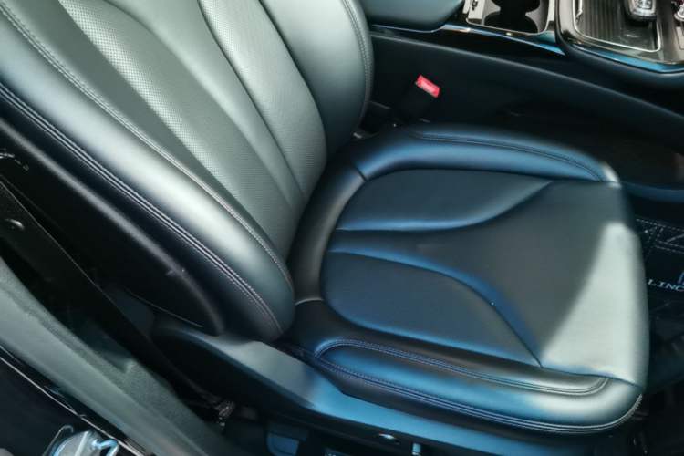 Used Lincoln Nautilus 2021 2.0T Four-Wheel Drive Luxury Edition Right Front Seat