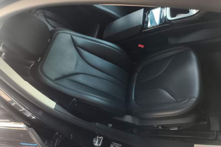 Used Lincoln Nautilus 2021 2.0T Four-Wheel Drive Luxury Edition Right Front Seat