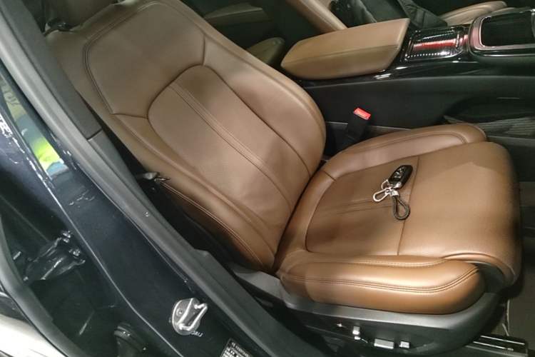 Used Lincoln Nautilus 2021 2.7T Four-Wheel Drive Prestige Edition Right Front Seat