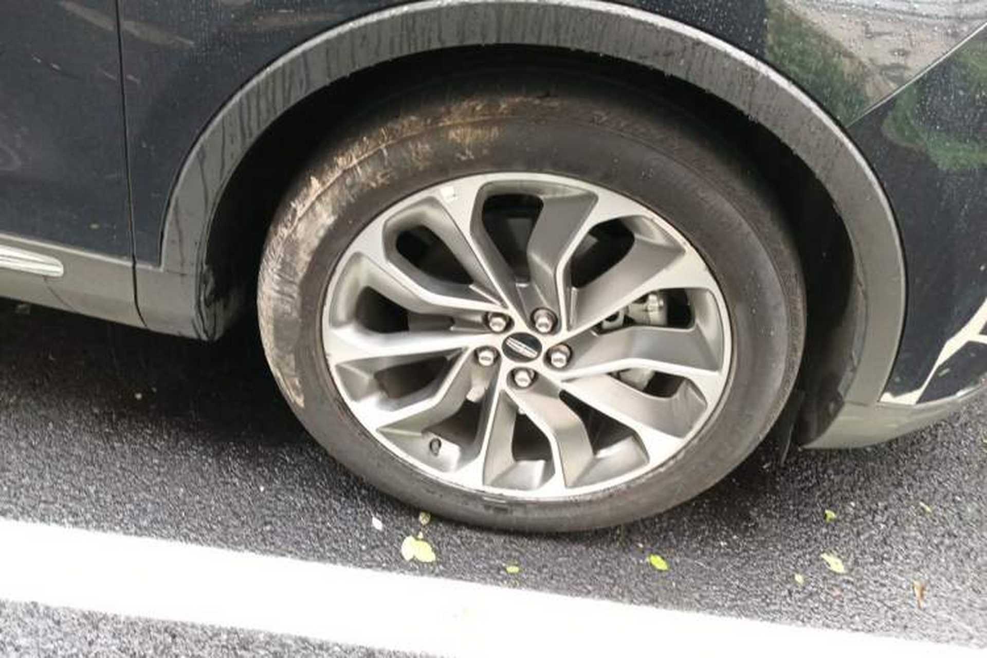 Used Lincoln Nautilus 2021 2.0T Four-Wheel Drive Luxury Edition Right Front Wheel Hub