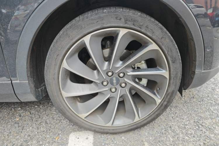 Used Lincoln Nautilus 2021 2.7T Four-Wheel Drive Prestige Edition Right Front Wheel Hub