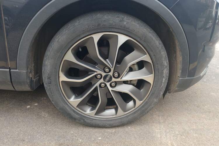 Used Lincoln Nautilus 2021 2.0T Four-Wheel Drive Luxury Edition Right Front Wheel Hub