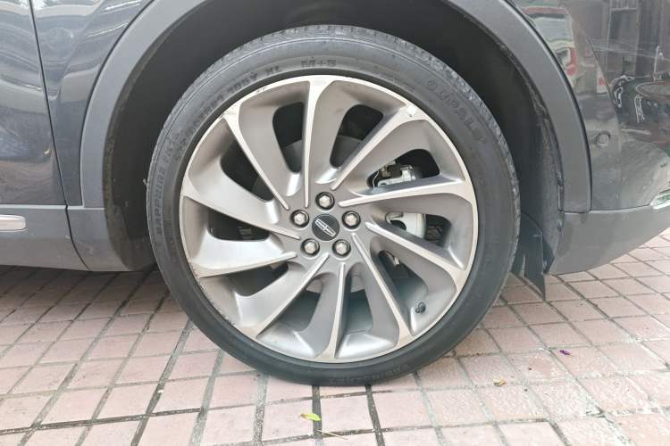 Used Lincoln Nautilus 2021 2.7T Four-Wheel Drive Prestige Edition Right Front Wheel Hub