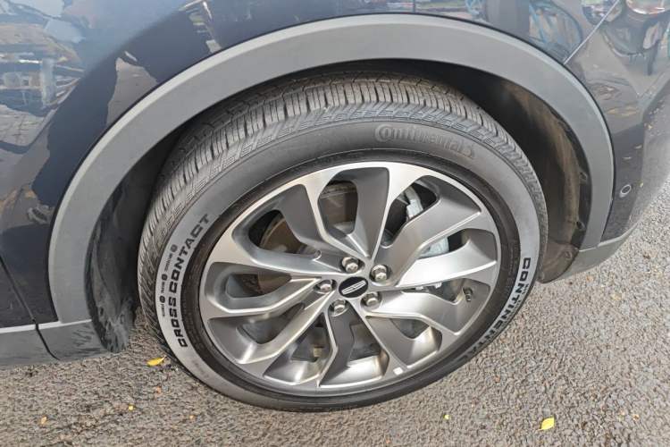 Used Lincoln Nautilus 2021 2.0T Four-Wheel Drive Luxury Edition Right Front Wheel Hub