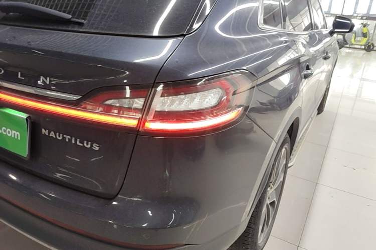 Used Lincoln Nautilus 2021 2.0T Four-Wheel Drive Luxury Edition Right Rear Taillight