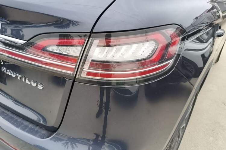 Used Lincoln Nautilus 2021 2.0T Four-Wheel Drive Luxury Edition Right Rear Taillight