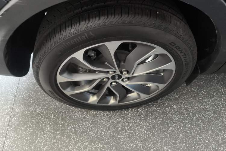 Used Lincoln Nautilus 2021 2.0T Four-Wheel Drive Luxury Edition Right Rear Wheel Hub