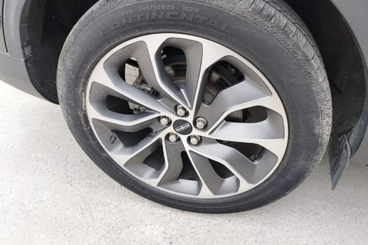 Used Lincoln Nautilus 2021 2.0T Four-Wheel Drive Luxury Edition Right Rear Wheel Hub
