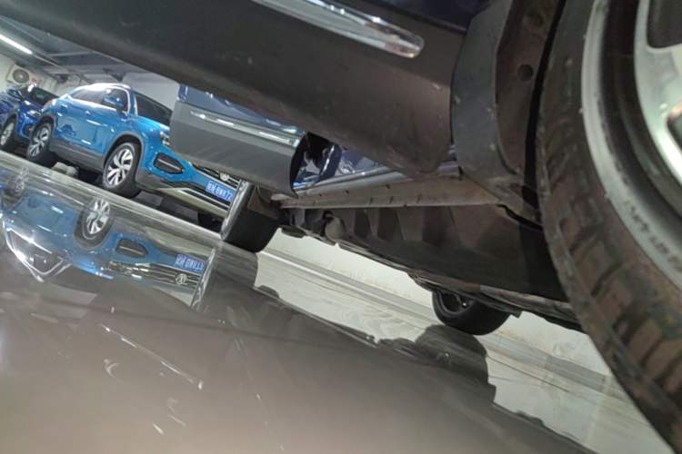 Used Lincoln Nautilus 2021 2.0T Four-Wheel Drive Luxury Edition Right Side Sill