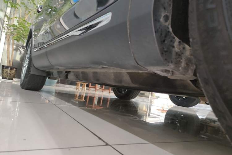 Used Lincoln Nautilus 2021 2.0T Four-Wheel Drive Luxury Edition Right Side Sill