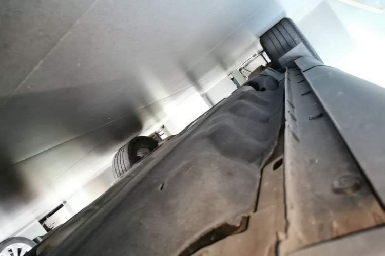 Used Lincoln Nautilus 2021 2.0T Four-Wheel Drive Luxury Edition Right Side Sill