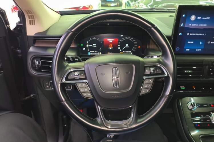 Used Lincoln Nautilus 2021 2.0T Four-Wheel Drive Luxury Edition Steering Wheel