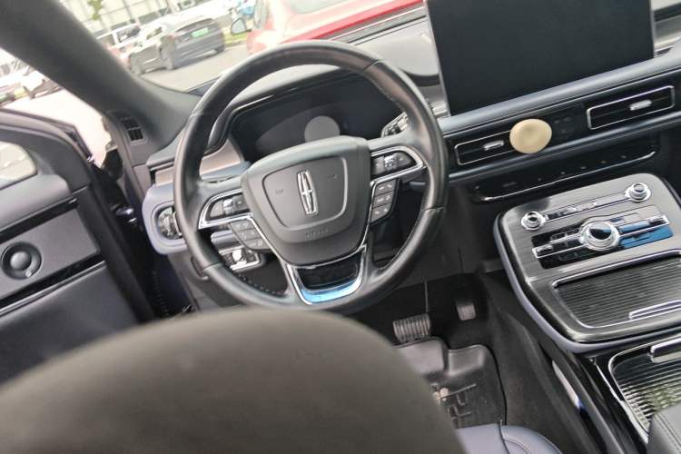 Used Lincoln Nautilus 2021 2.0T Four-Wheel Drive Luxury Edition Steering Wheel