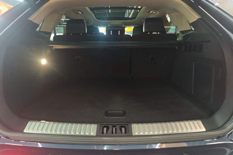 Used Lincoln Nautilus 2021 2.0T Four-Wheel Drive Luxury Edition Trunk