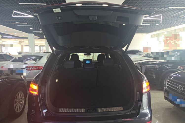 Used Lincoln Nautilus 2021 2.0T Four-Wheel Drive Luxury Edition Trunk