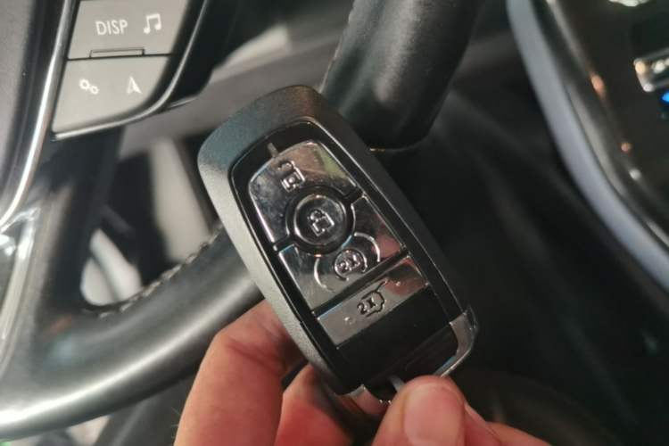Used Lincoln Nautilus 2021 2.0T Four-Wheel Drive Luxury Edition Vehicle Key