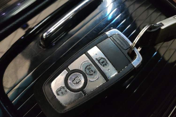 Used Lincoln Nautilus 2021 2.0T Four-Wheel Drive Luxury Edition Vehicle Key