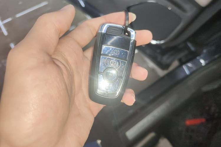 Used Lincoln Nautilus 2021 2.0T Four-Wheel Drive Luxury Edition Vehicle Key