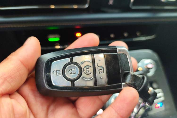 Used Lincoln Nautilus 2021 2.0T Four-Wheel Drive Luxury Edition Vehicle Key