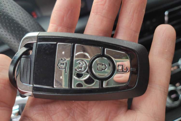Used Lincoln Nautilus 2021 2.0T Four-Wheel Drive Luxury Edition Vehicle Key