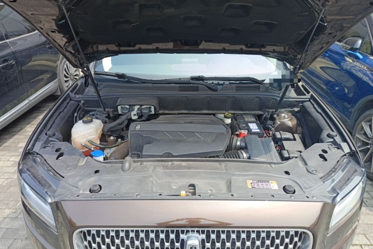 Used Lincoln Nautilus 2021 2.7T Four-Wheel Drive Prestige Edition Engine Bay