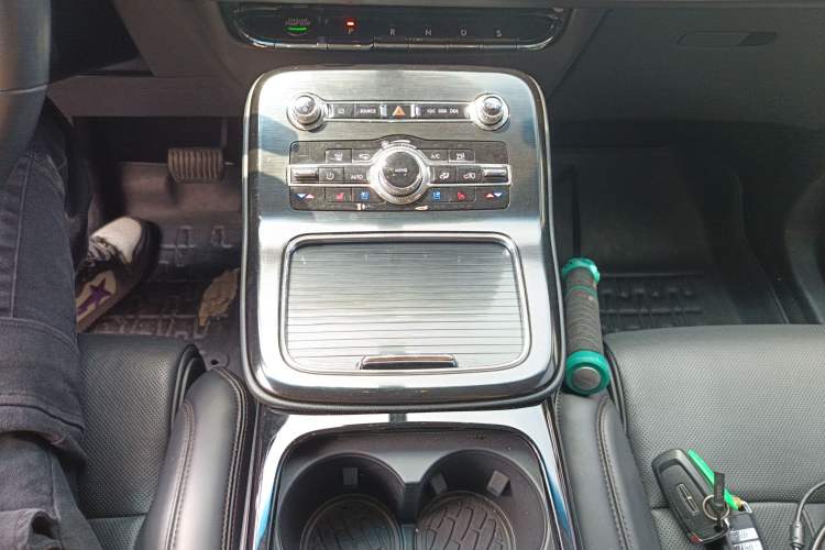Used Lincoln Nautilus 2021 2.7T Four-Wheel Drive Prestige Edition Gear Lever
